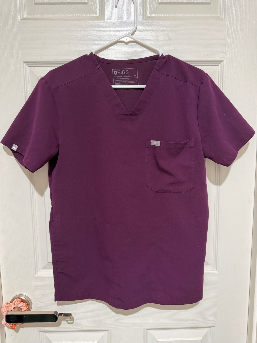 FIGS Mens Chisec Scrub top
